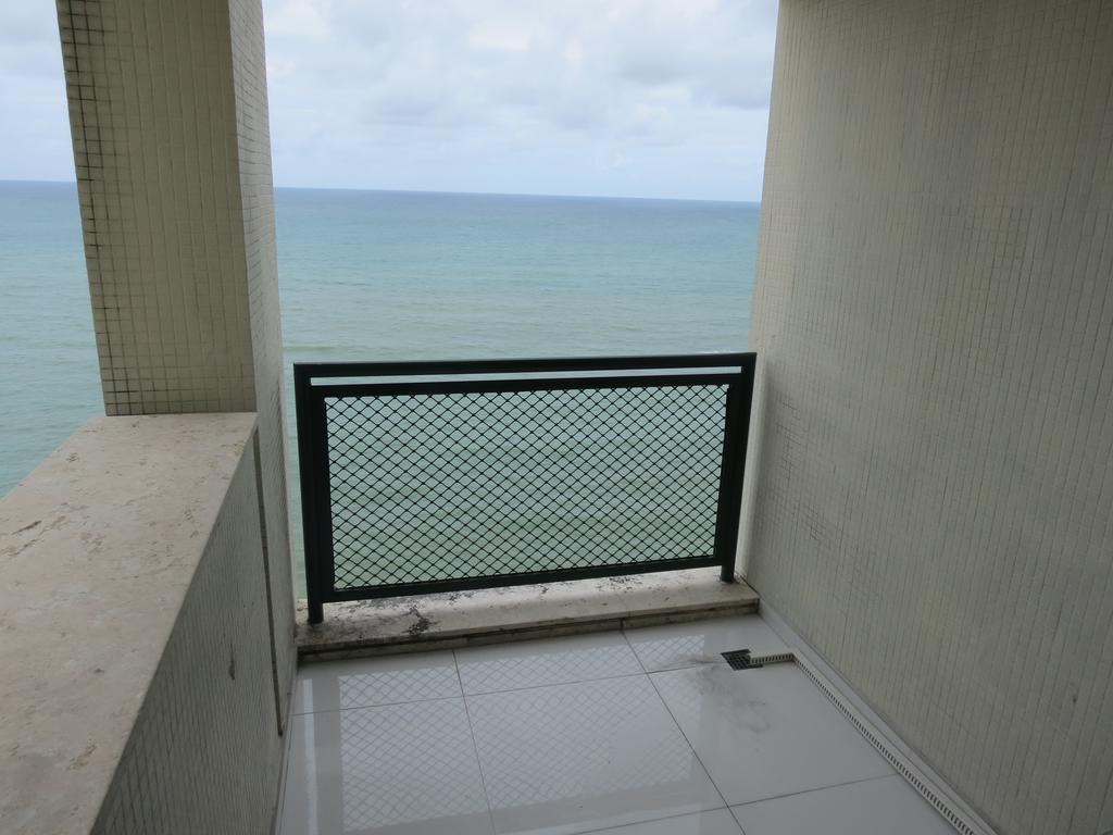 Caesar Tower Residence Beach Ресифи Екстериор снимка